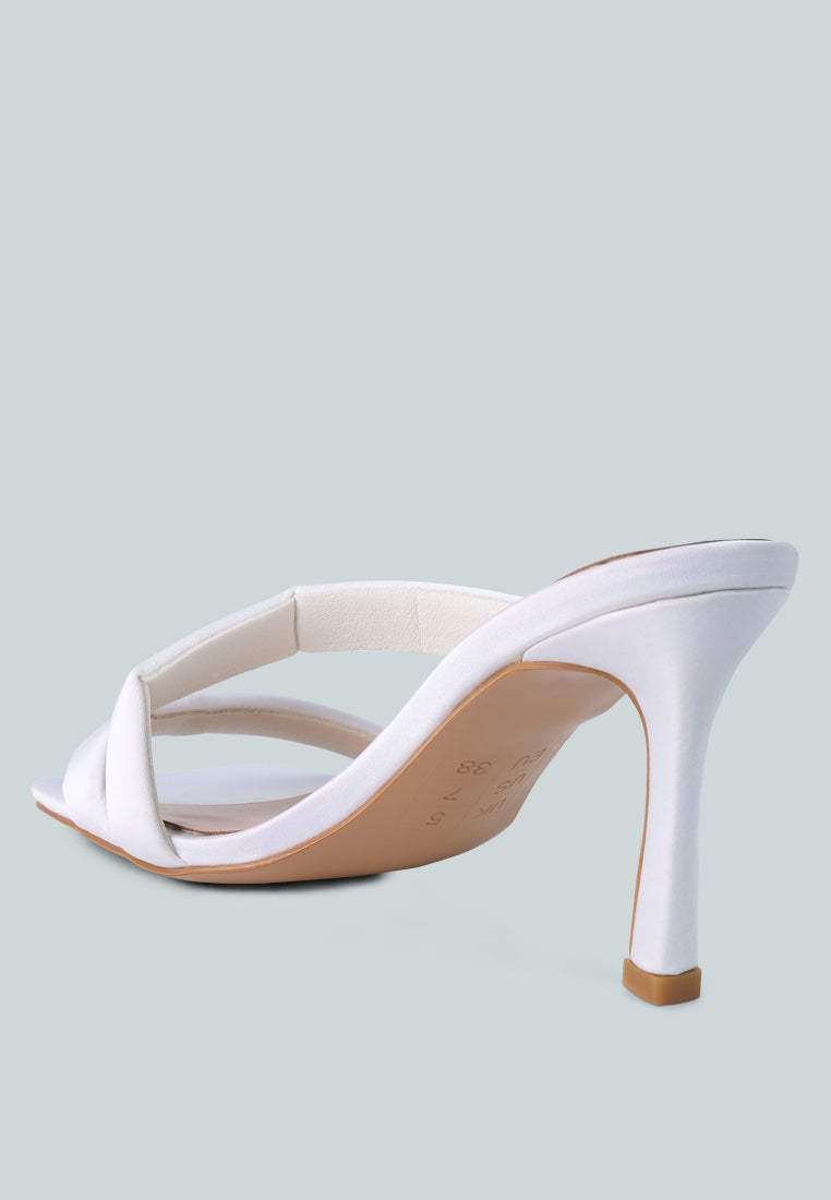 spice up cross strap heels#color_white