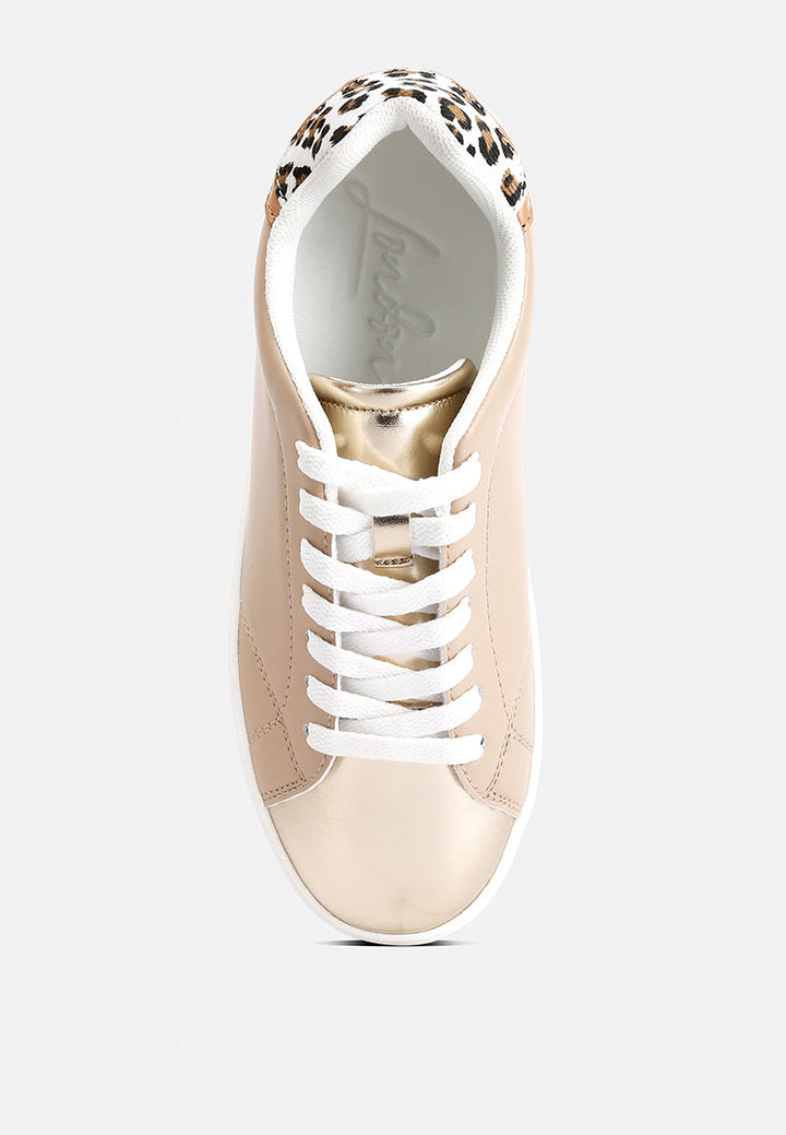 dory metallic accent sneakers by ruw#color_beige