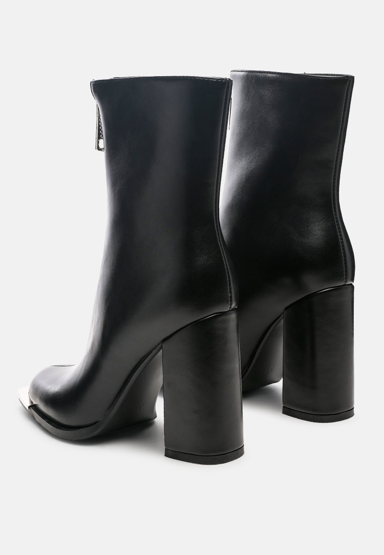 flower blade boot by ruw#color_black