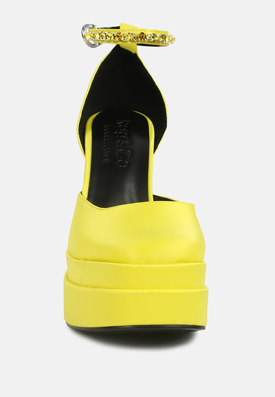 martini sky high platform sandals#color_yellow