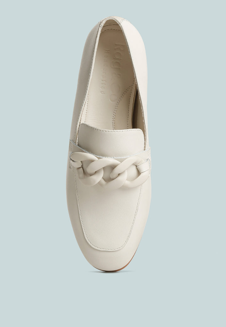 merva chunky chain leather loafers#color_off-white