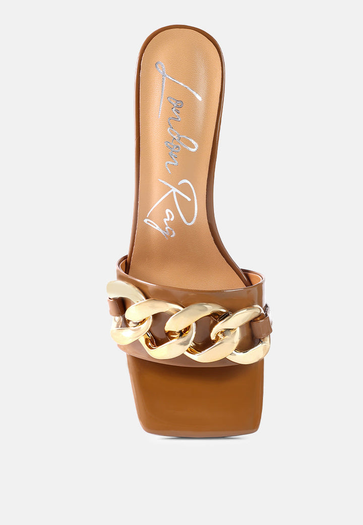 playdoll block heel sandal with metal chain detail by ruw#color_macchiato