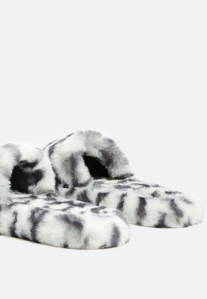 snuggle-in indoor fur flats by ruw#color_white